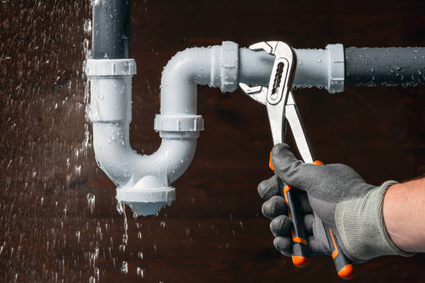 Professional Drain Cleaning technician working in National Stock Yards, IL